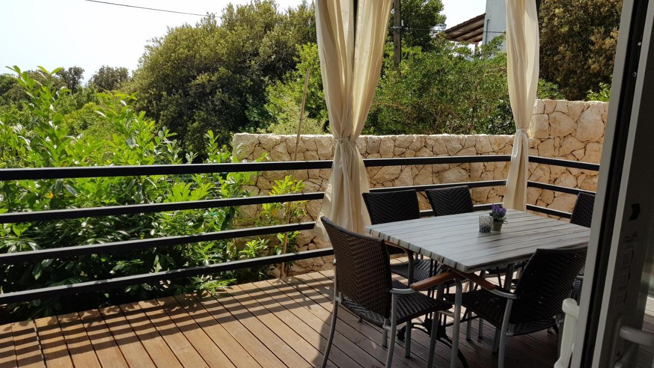 Mobile Homes Suha Punta Kampor Екстериор снимка