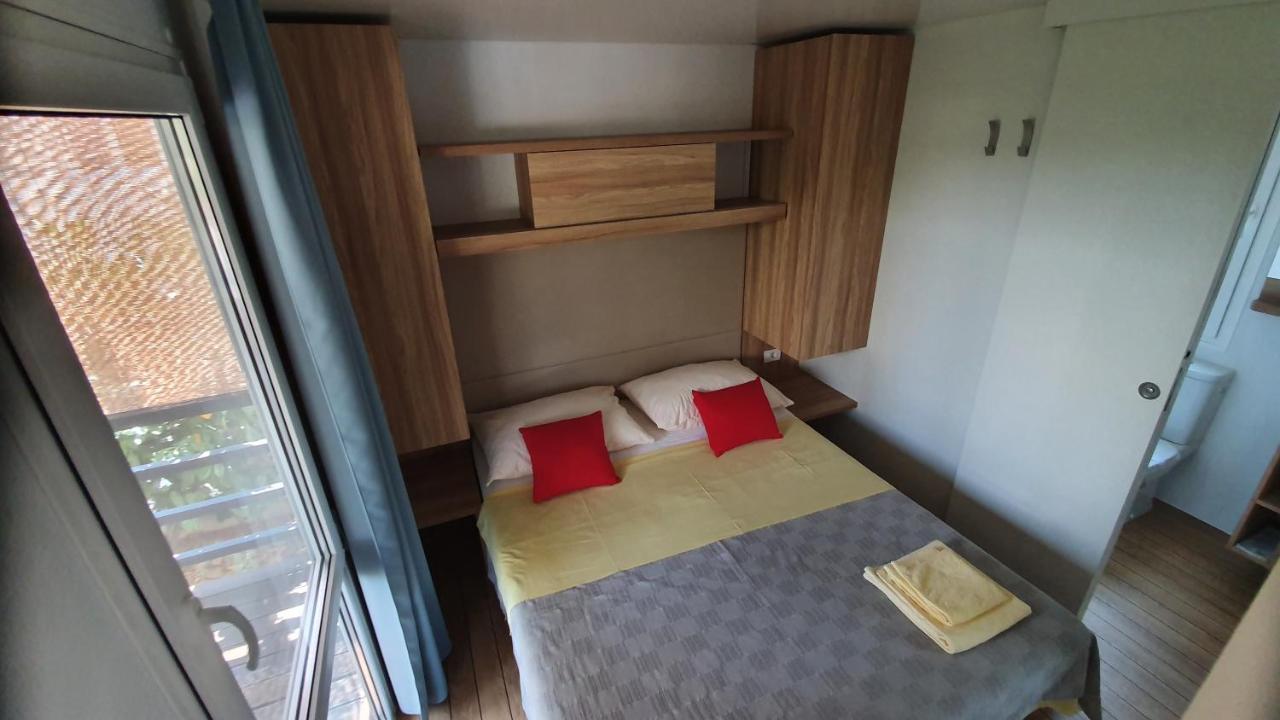 Mobile Homes Suha Punta Kampor Екстериор снимка