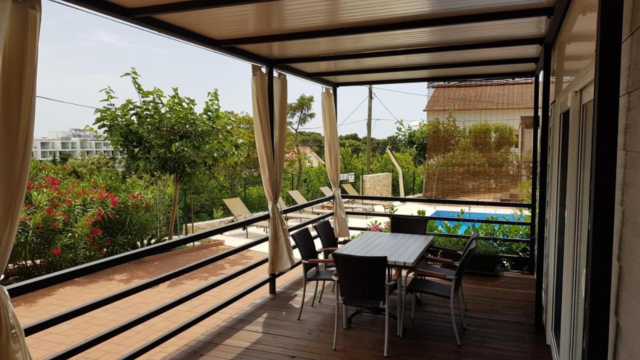Mobile Homes Suha Punta Kampor Екстериор снимка